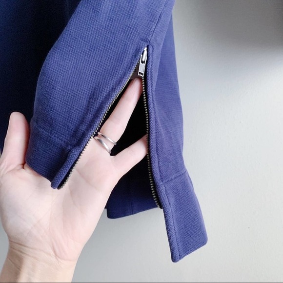 Madewell  V-Neck Textured Cotton Sweater Top in‎ Navy Blue, Size Medium - Picture 8 of 12